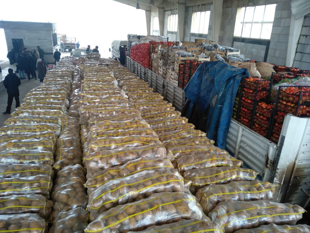 Telabyad’a 80 Ton Yaş Sebze-Meyve Ulaştırıldı