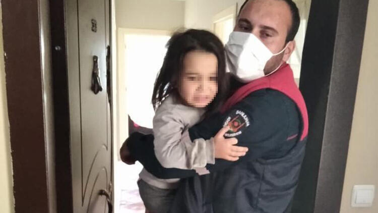 Komşular çocukların ağlama sesini duyup ihbar etti. Böyle kurtarıldılar